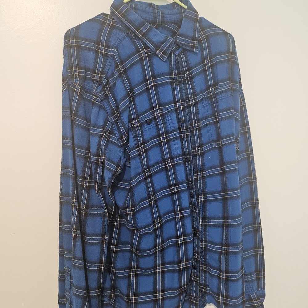 American Eagle Outfitters Blue Plaid Shirt